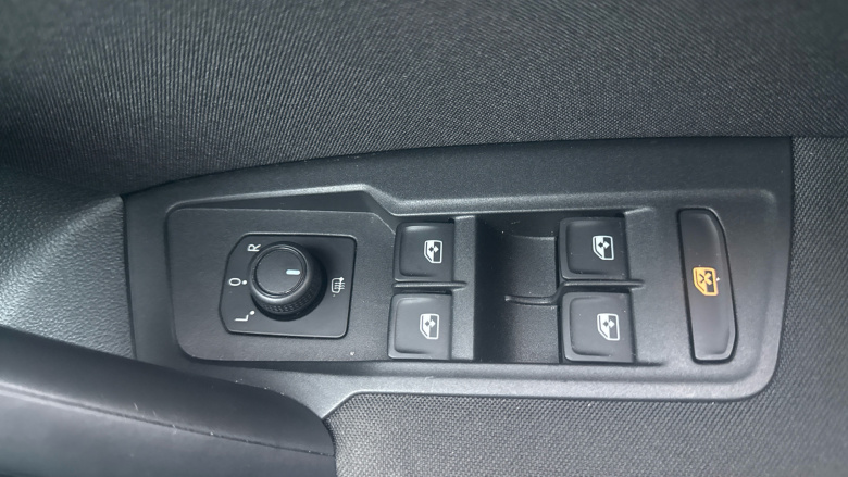 Volkswagen Tiguan 1.5 TSI 150 Life 5dr Petrol Estate